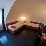Europa Hotel 3*