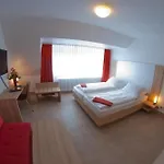 Europa Hotel 3*